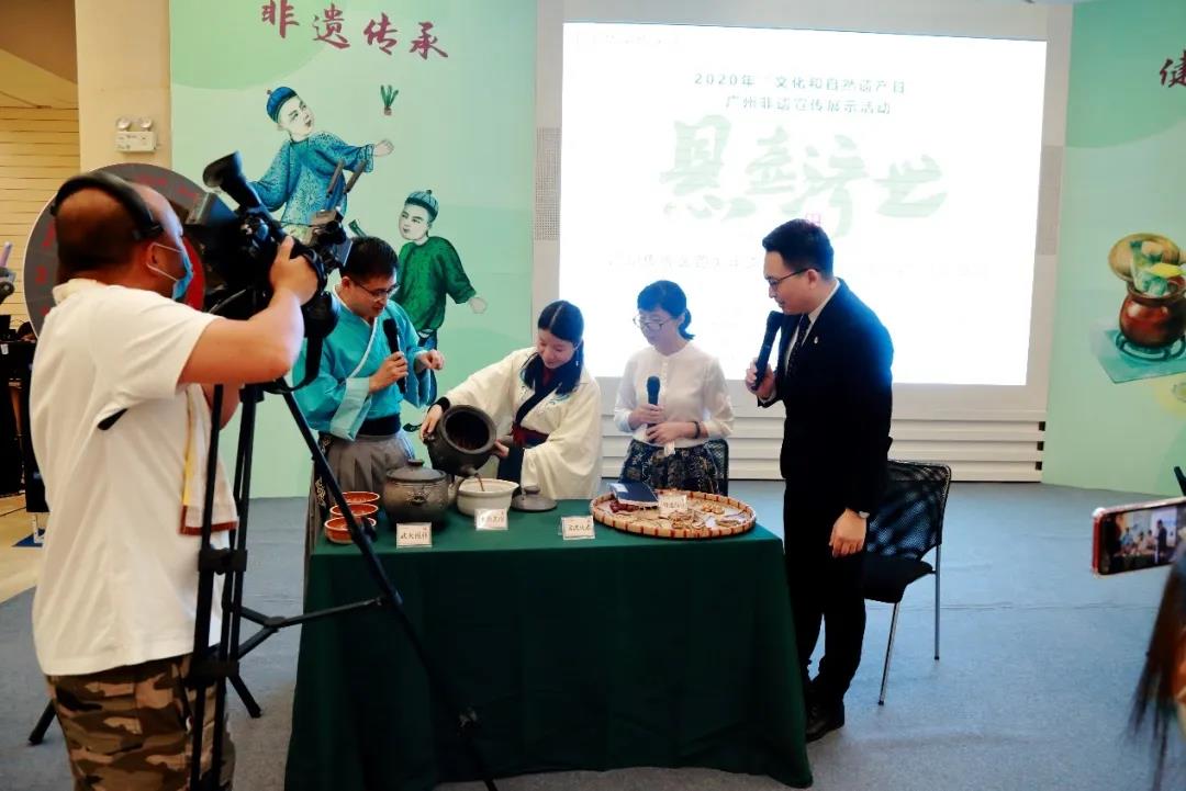 非遺日懸壺濟(jì)世論抗疫，小柴胡直播首秀放光彩！