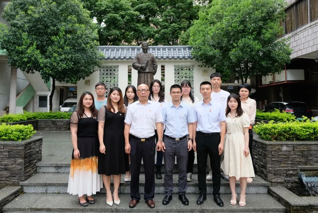 促交流 共成長——廣藥集團(tuán)團(tuán)委攜光華團(tuán)委赴敬修堂開展團(tuán)務(wù)交流學(xué)習(xí)